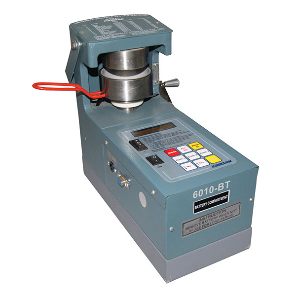 Compact universal digital data logging moisture meter by IndoSaw Agri, the best agriculture equipment company in Ambala