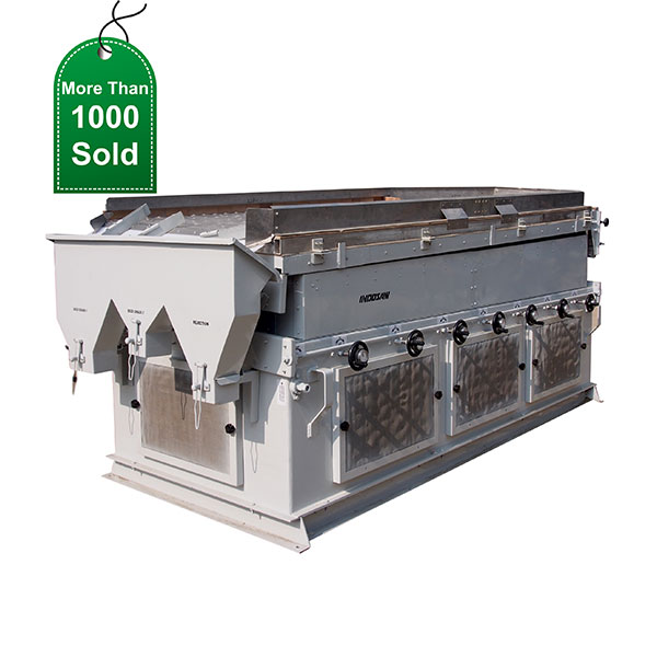 Gravity separator machine for precise grain processing and separation.